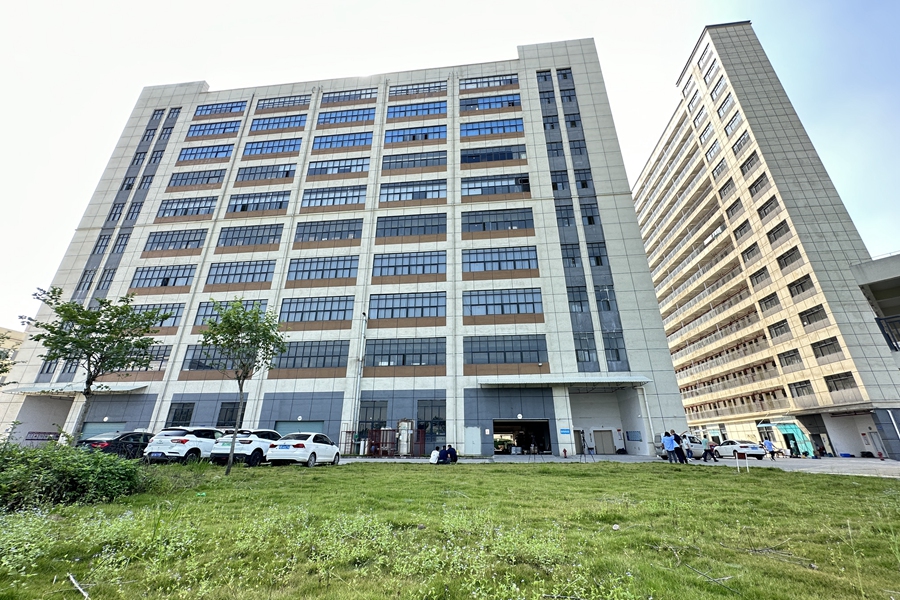 ISO 9001 certified ultrasonic cleaner manufacturing facility