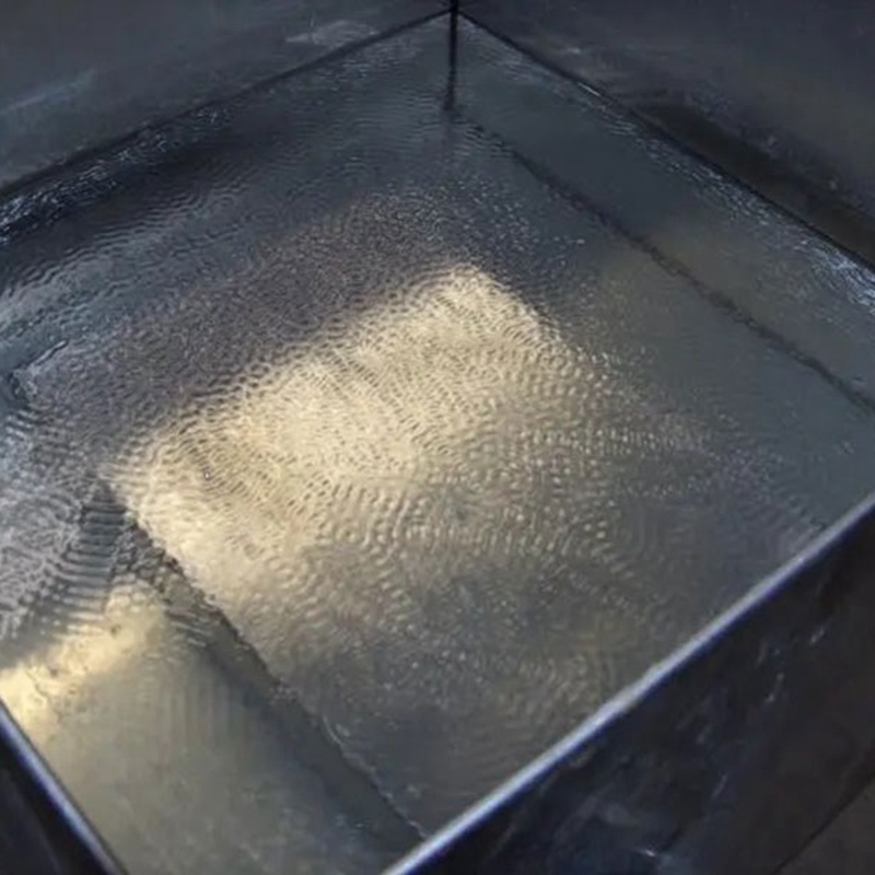 Immersible ultrasonic transducer plate cleaning effect demonstrating powerful cavitation in an industrial cleaning tank