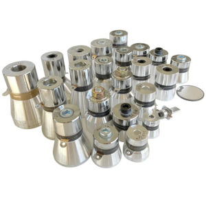 Industrial ultrasonic cleaning transducers with piezoelectric ceramic technology